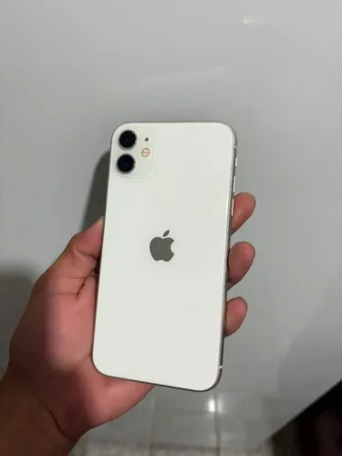 Iphone 11 Branco 64GB