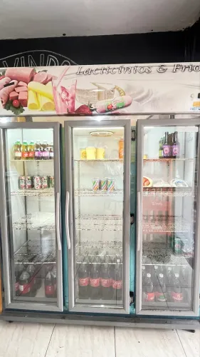 Expositor de frios 