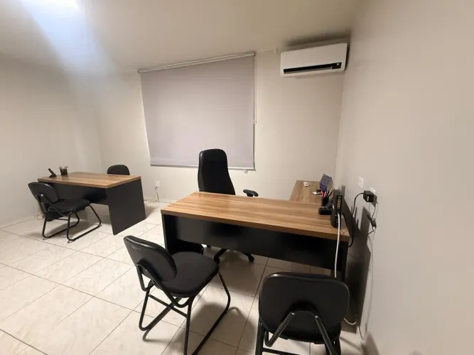 Vendo Conjunto de Móveis para Escritório - Gebb Work