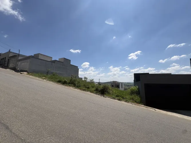 Terreno à venda em Bragança Paulista