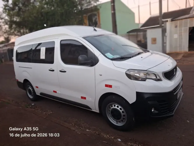 Peugeot Expert Minibus 1.6 Turbo Diesel 2020