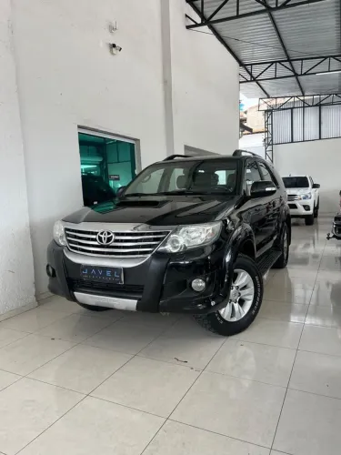 Toyota Hilux SW4 SRV D4-d 4X4 3.0 TDI Dies. AUT 2012