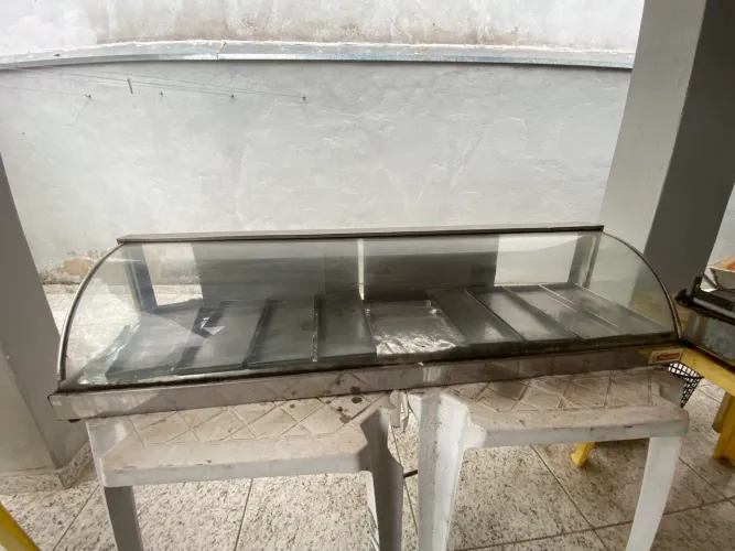 Vende-se está Estufa