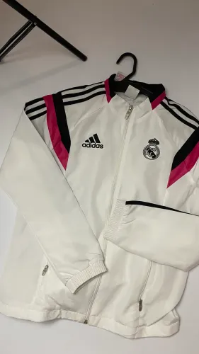 Jaqueta real Madrid Hino