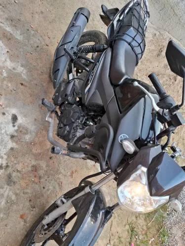 Vende-se moto Yamaha factor 150 2020
