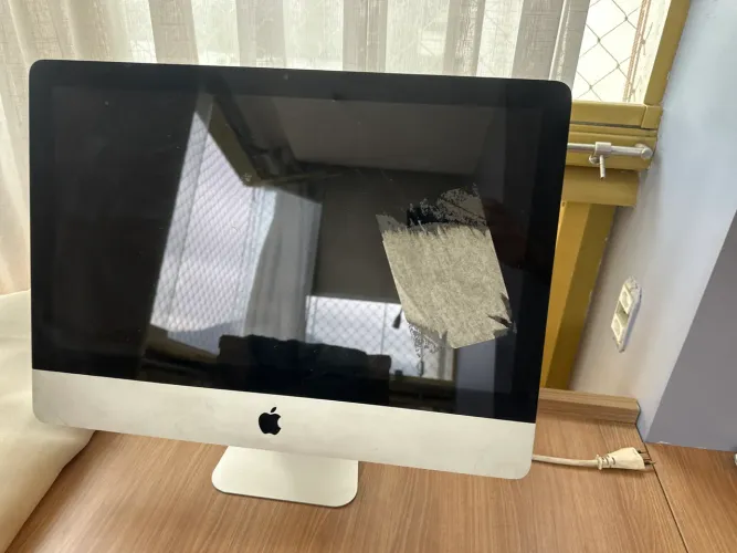 iMac de 21,5 polegadas,   Aceito troca . 