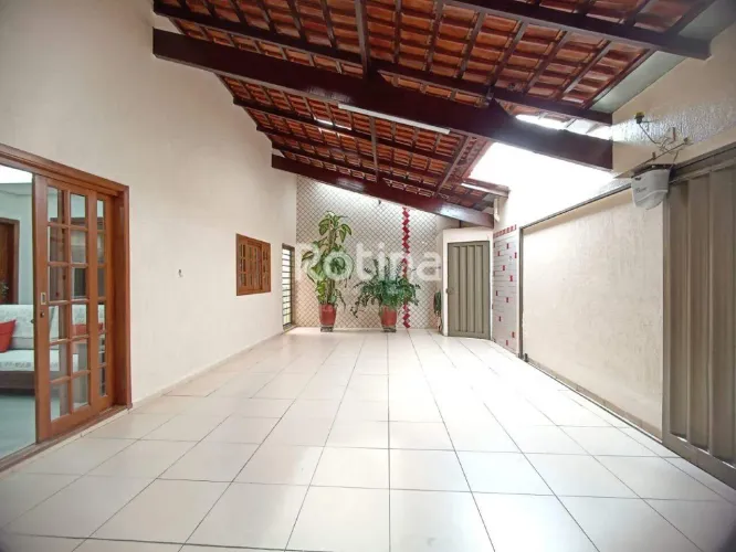 Casa à venda, 5 quartos, Pampulha - Uberlândia/MG - Rotina Imobiliária