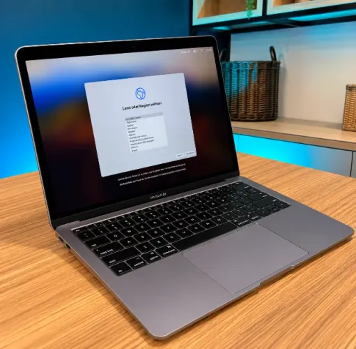MacBook Air A1932 13 i5 16GB SSD 256GB Retina 2019