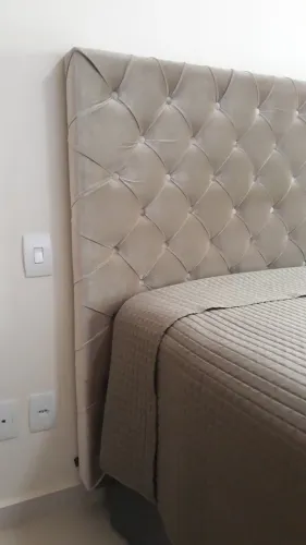 Cabeceira de cama matelassê veludo