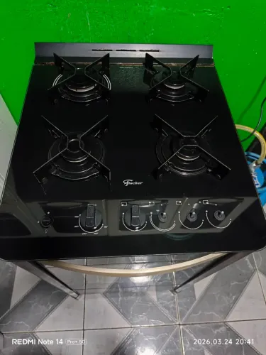 Vendo um fogão 4 bocas bem conservado