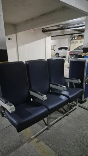 Poltronas aeronaves, conjunto com 3 poltronas ótimo para decoração para quem gosta aviacao