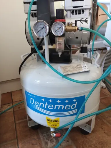 Compressor odontológico