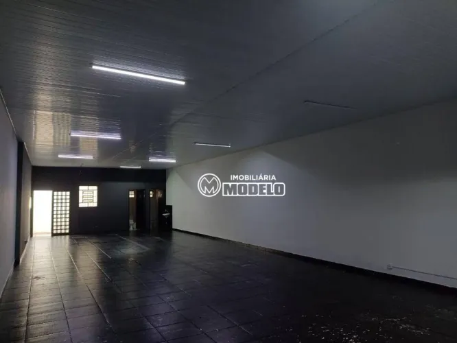 Barracão para alugar, 147 m² por R$ 3.500/mês - Vila Rezende - Piracicaba/SP