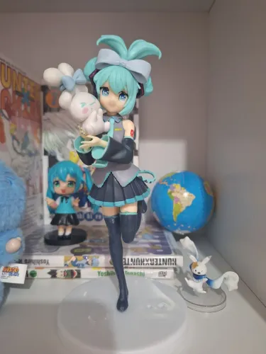 Figure Hatsune Miku cinnamoroll bootleg