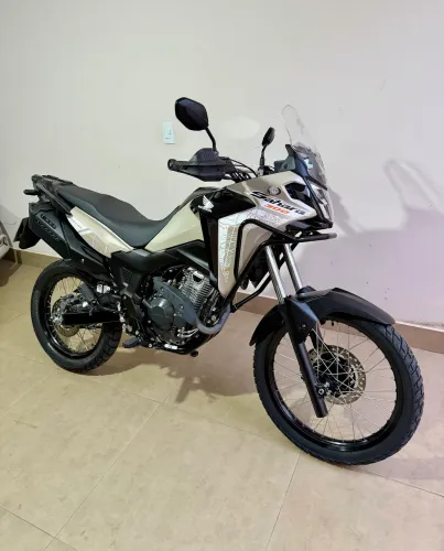 Honda Sahara 300 Adventure