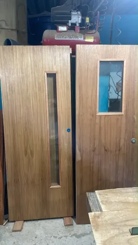 Porta para estúdio