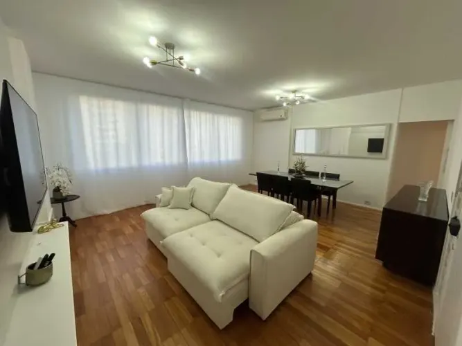 Reformado Apartamento de 3 quartos com suíte, andar alto, de frente e garagem. Rua Prudent
