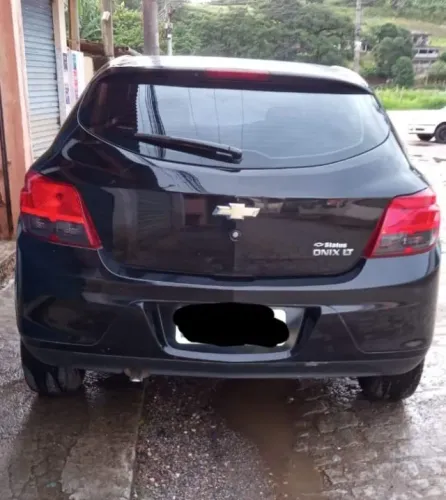 Chevrolet Onix Hatch LT 1.4 8V Flex Power Mec. 4P 2013