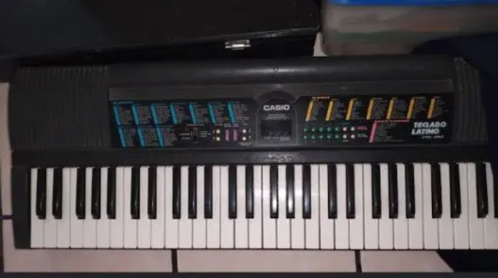 Vendo teclado casio latin keybord ctk-490*