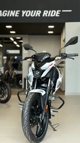 Bajaj Pulsar N150 ?R$ 16.300,00