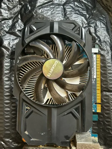 GTX 750 ti 2gb