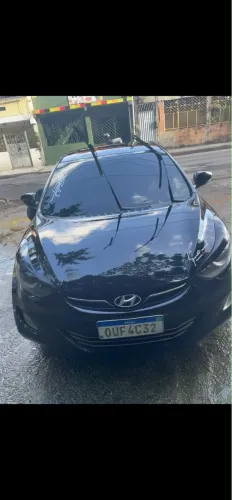 Hyundai Elantra GLS 1.8 16V Aut. 2012