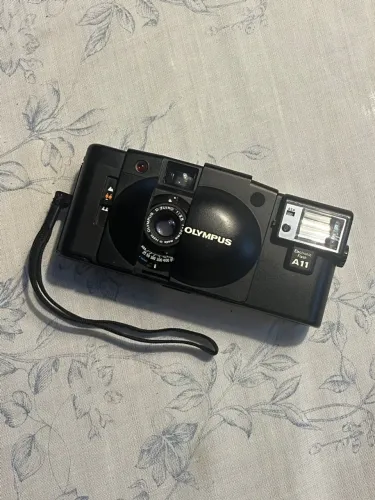 Câmera Olympus XA2 Flash A11