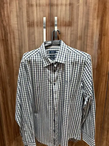 Camisa