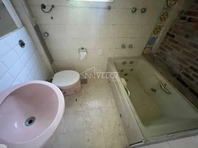 Apartamento : / Residencial / Santa Teresa