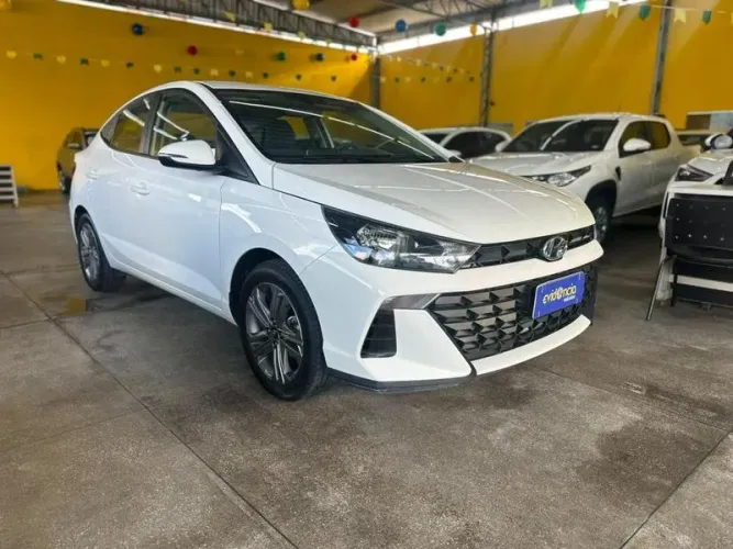Hyundai HB20S Com. Plus Tech 1.0 TB Flex 12V AUT 2025