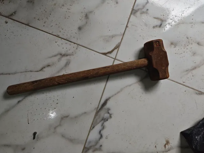 marreta de 5 kg com cabo