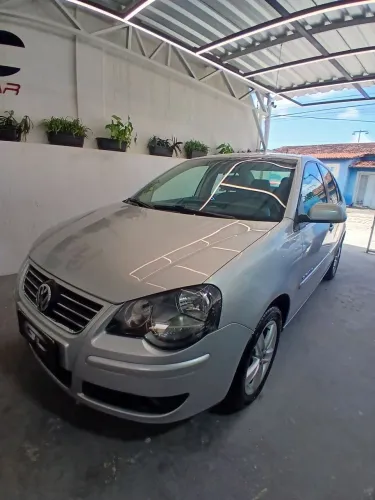 Volkswagen Polo Sed. Comfort. 1.6 MI Tot. Flex 8V 2011