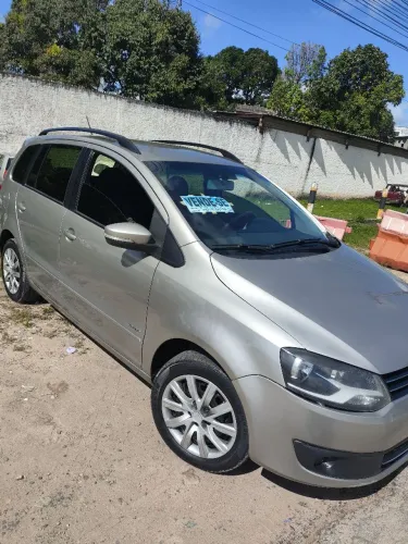 Volkswagen Spacefox 1.6/ 1.6 Trend Total Flex 8V 5P 2013