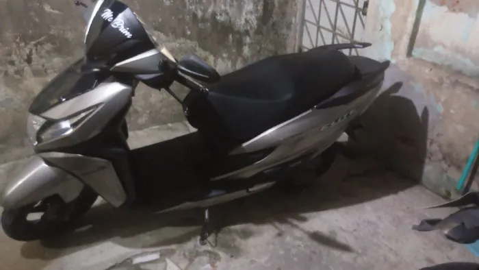 Honda elite 125 ano2025, fazer 150 ano 2019