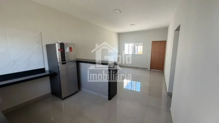 Casa à venda com 2 Quartos, 178m² no bairro Jardim das Palmeiras