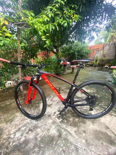 Caloi carbon racing