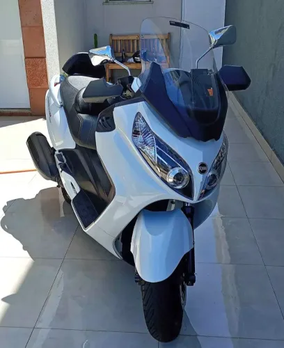 Maxsym 400i 