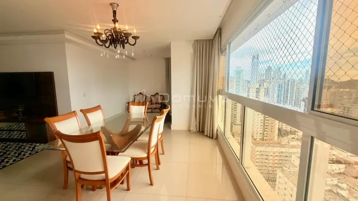 Locação no Edifício Illuminati Balneário Camboriú 3 Suítes Vista Mar Alto Padrão