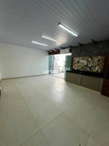 Casa no Condomínio Terra Nova II com três quartos, uma suíte e área gourmet.