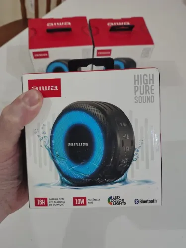 Caixa de Som Speaker AIWA SP-02 10W BT 16H IP65 RGB USB TWS