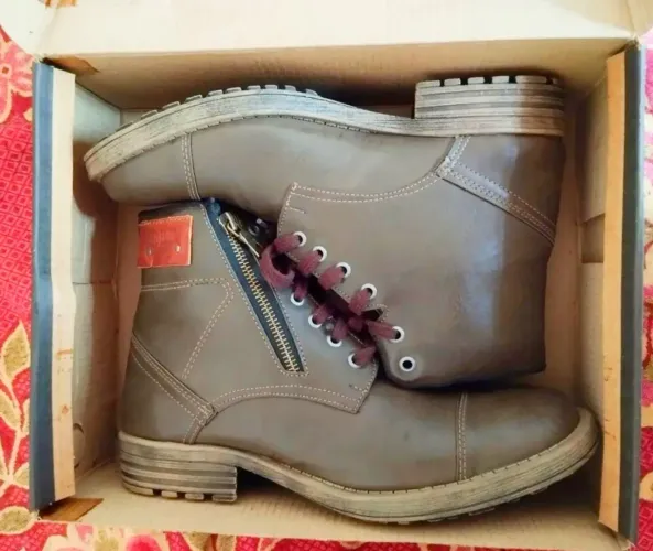 Bota Marrom tam 40