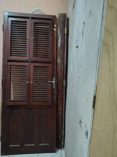 Vendo porta com portal 
