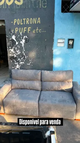 Vende se este sofá retrátil 