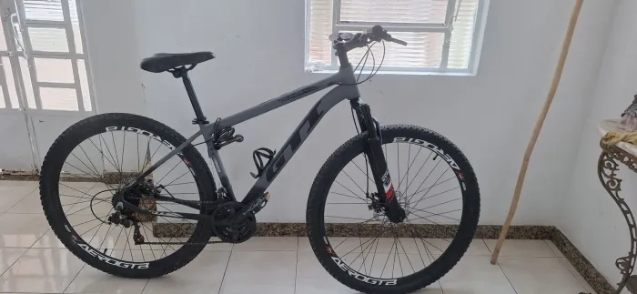 VENDO BICICLETA 