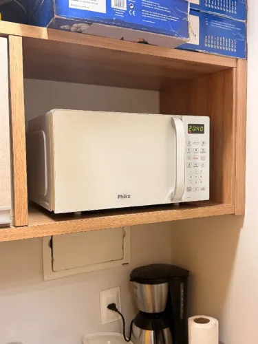 Micro-ondas Philco 20L 110V - Excelente Estado