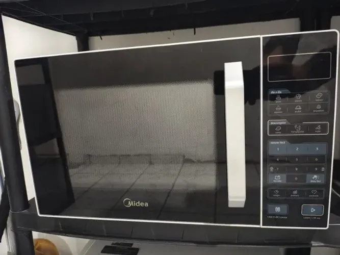 Micro ondas Midea 30 litros * entrego