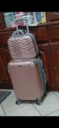 Kit de malas seminovos novo *