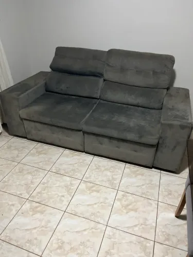 Sofá Retrátil e Reclinável 2 Lugares Cinza - Muito Confortável - Ótimo Estado