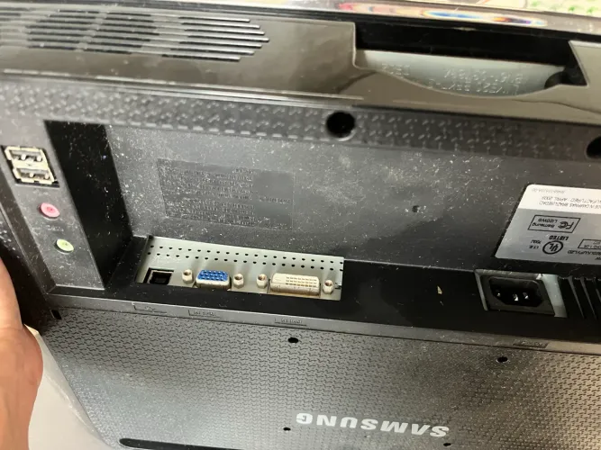Monitor Samsung em perfeito funcionamento