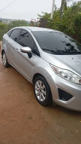 Ford Fiesta Sedan SE 1.6 16V Flex 4P 2011